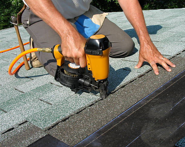Best Roof Gutter Cleaning  in Augusta, KS